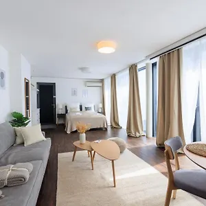  Apartment Global Living - Design I Rathausplatz I Kitchen I Germany